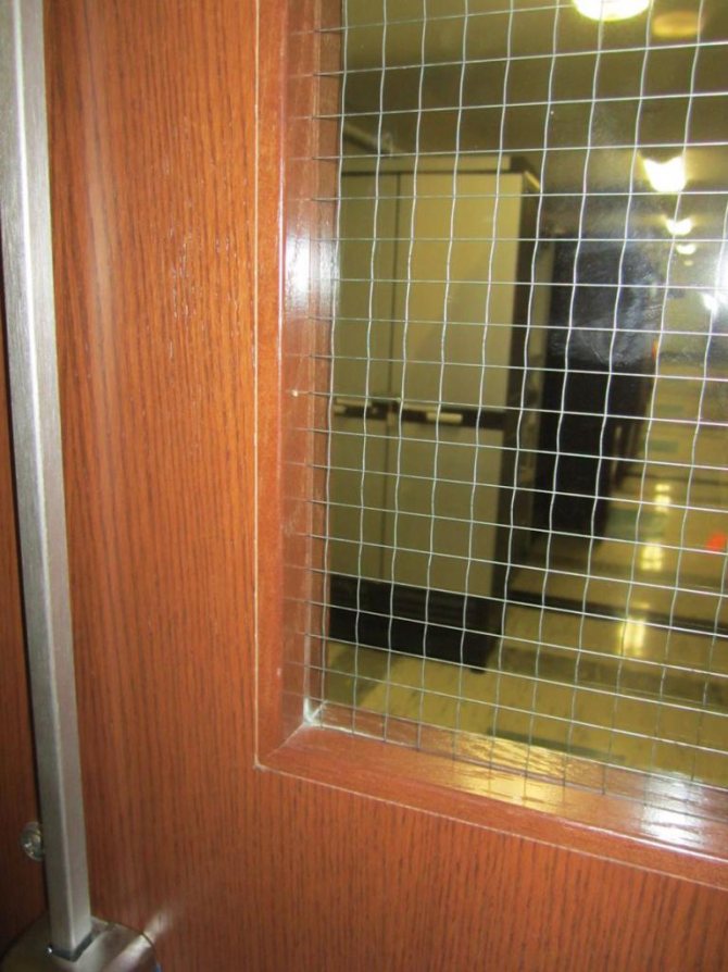 verre renforcé dans une structure en bois