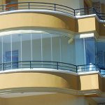 balcon avec vitrage sans cadre