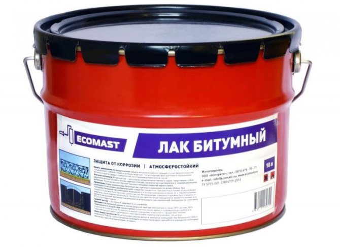 Le vernis bitumineux est l'une des meilleures options d'imperméabilisation.