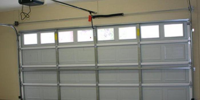 comment coller la mousse sur le métal