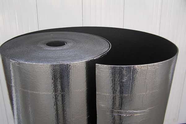 comment isoler le sol sous linoléum : penoizol filmé