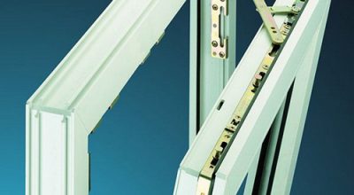 Que faire si la fenêtre s'ouvre dans deux positions à la fois