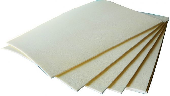 Qu'est-ce que l'izolon: types, caractéristiques, avantages matériels