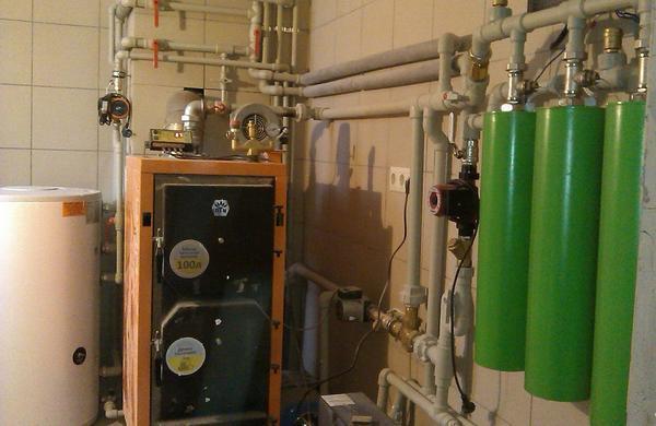 Pour fabriquer correctement une chaudière à induction, vous devez étudier les conseils d'experts et regarder une vidéo de formation