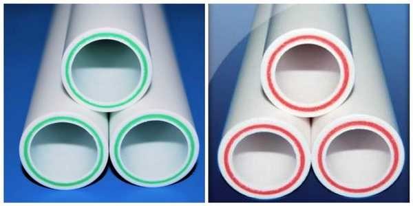 La couleur de la fibre de verre n'a rien à voir avec