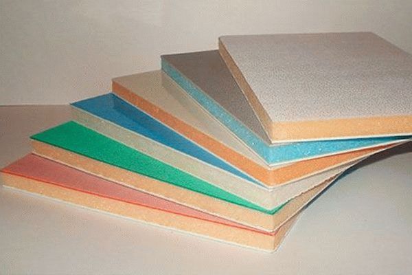 Gamme de couleurs des panneaux sandwich