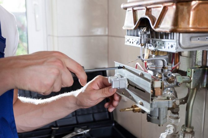 Principe de fonctionnement du capteur de tirage de la chaudière à gaz: fonctionnement du capteur de surchauffe, d'ionisation et de présence d'une flamme de colonne