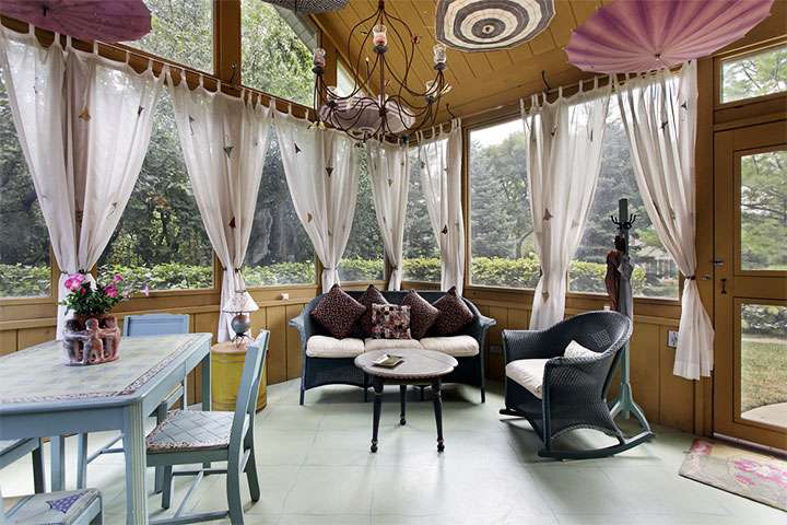 Décorer les fenêtres de véranda