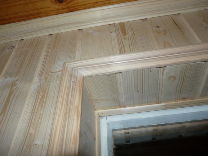 Perle de vitrage en bois