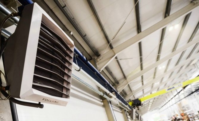 Pour un bon fonctionnement de l'aérotherme, il doit être nettoyé régulièrement.