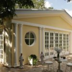 Maison aux fenêtres rondes