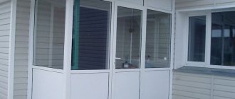 Avantages et inconvénients d'un vestibule en plastique dans une maison privée 2
