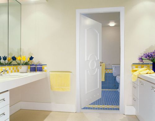 Porte de salle de bain