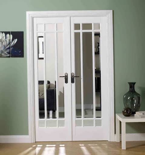 portes doubles vers le salon