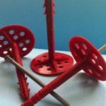 cheville pour isolation thermique avec un clou en plastique