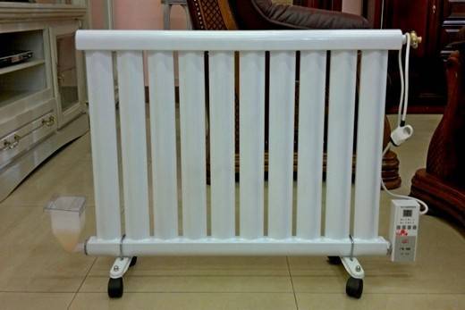 Radiateurs électriques: les principaux types, avantages et inconvénients des batteries