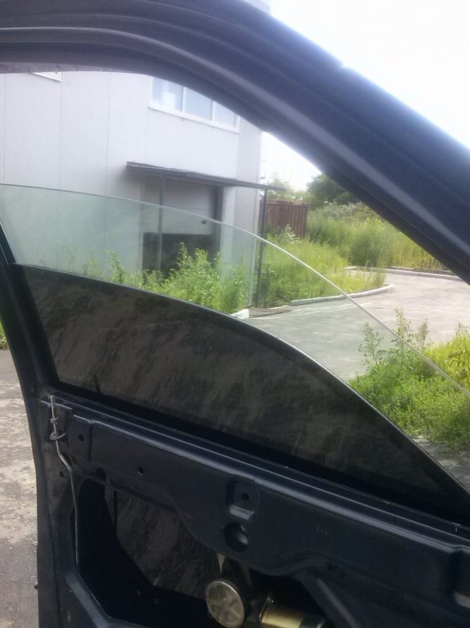 Photo 12: Double vitrage teinté