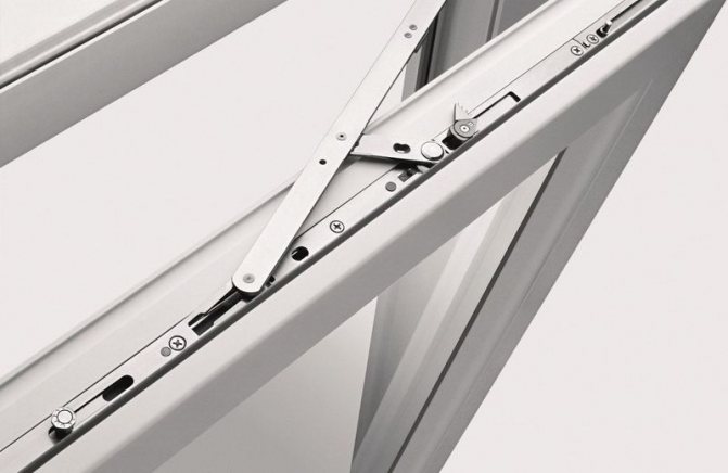 Photo: raccords Winkhaus - assure fiabilité et longue durée de vie pour les structures cintrées