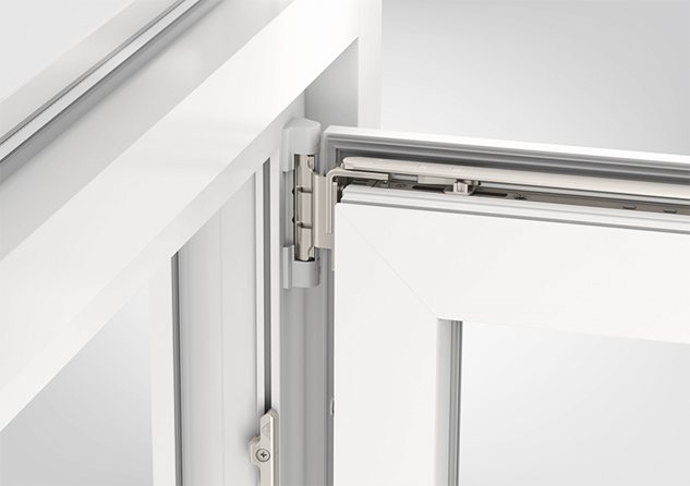 Photo : la quincaillerie anti-effraction Roto NX protège la fenêtre des intrus *