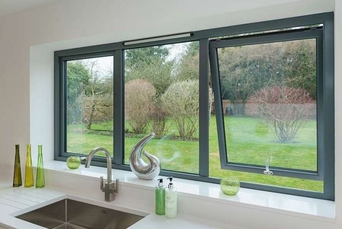 Photo: impostes suspendues