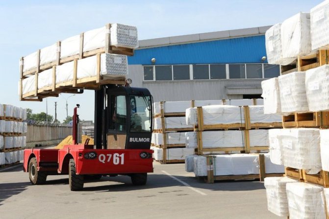 Photo: usine Voskresensky KBE, la plus grande de Russie