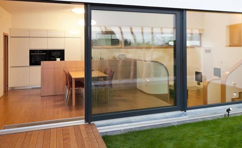 Portes françaises de la loggia