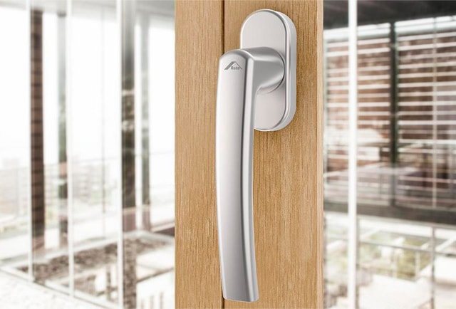 matériel poignées de fenêtre roto