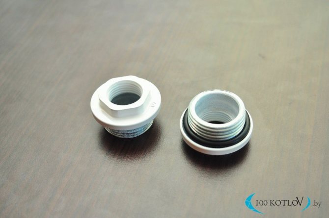 Raccords pour un radiateur en fonte