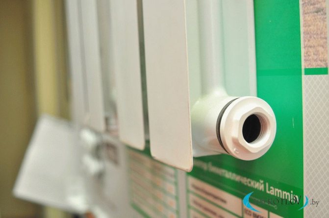 Raccords pour un radiateur en fonte