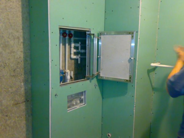 Les cloisons sèches sont une excellente option pour concevoir une boîte.