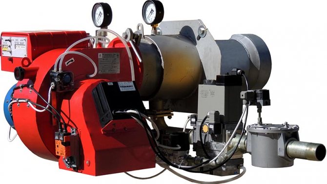 Les brûleurs pour l'entraînement sont du type disponible sur combustible liquide, gaz et combiné