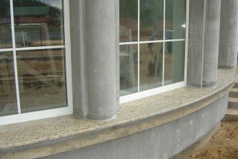 Appui de fenêtre en granit Shivakasi pour la décoration extérieure de la véranda de la maison