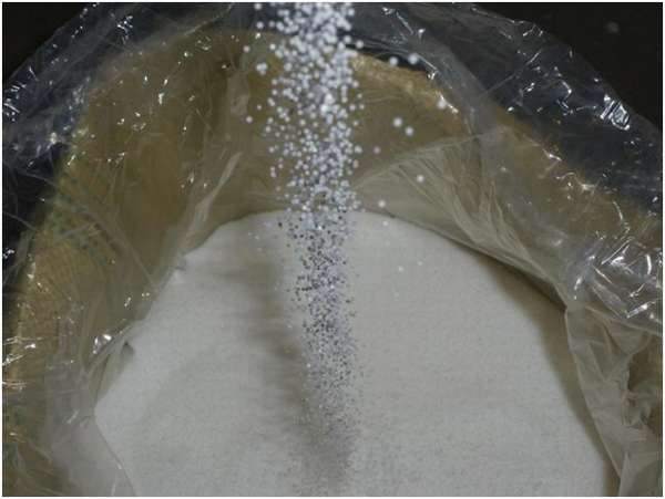 granules de polystyrène