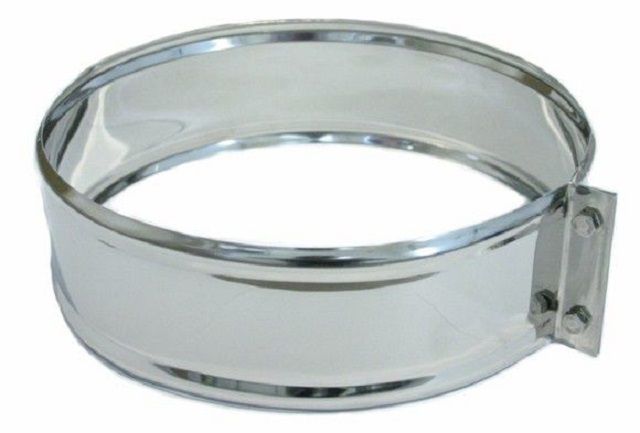 Pince pour une fixation sûre des joints de tuyaux