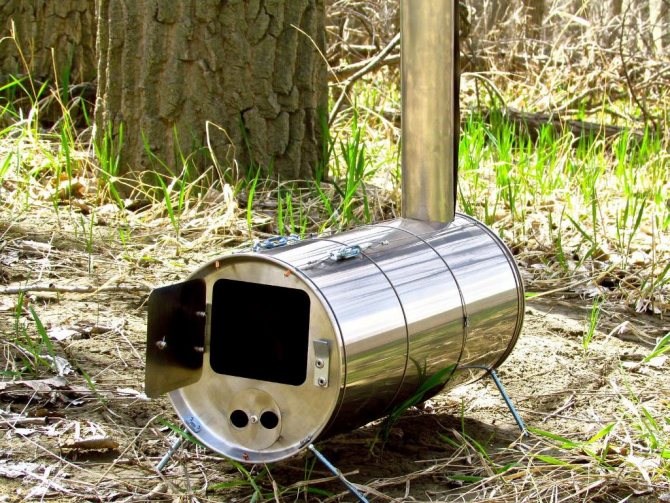 Une bonne option pour chauffer une serre est un poêle à ventre plat.