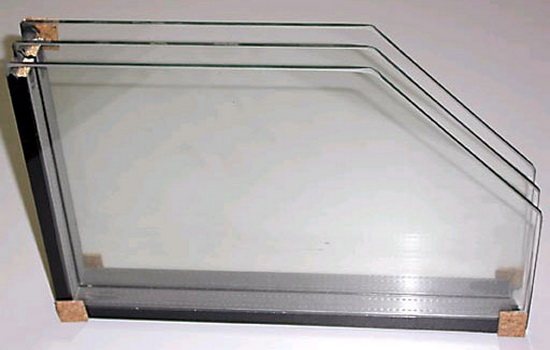 Gaz inerte dans les fenêtres à double vitrage