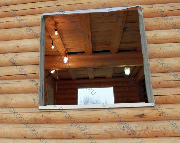 Fabrication et installation d'une bûche ronde dans une maison