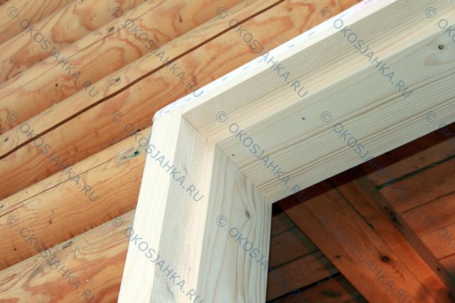 Fabrication et installation d'une bûche ronde dans une maison