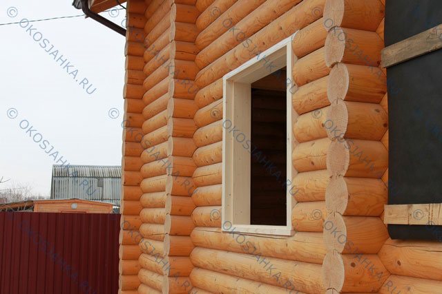 Fabrication et installation d'une bûche ronde dans une maison