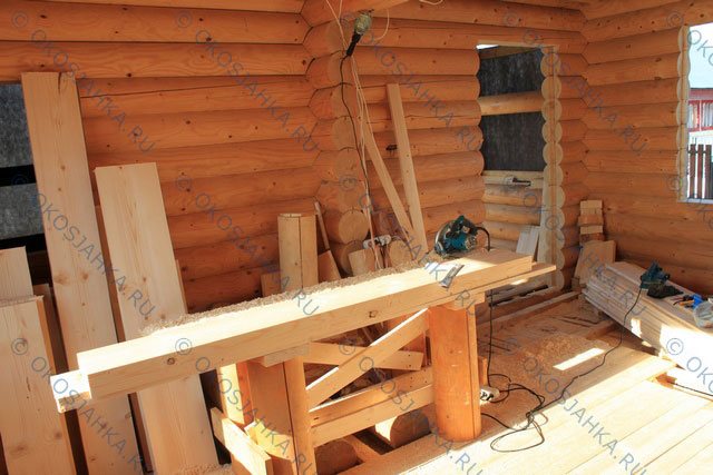 Fabrication et installation d'une bûche ronde dans une maison