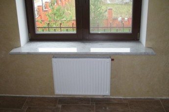 Production et installation d'appuis de fenêtre en pierre naturelle