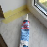 Comment la colle liquide pour plastique est-elle utilisée?