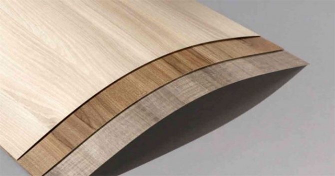 Comment stratifier des panneaux de particules de vos propres mains: que peut-on faire à la maison?