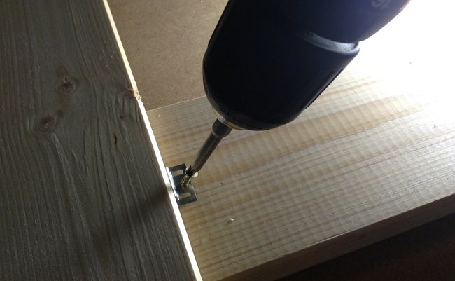 Comment clouer la doublure verticalement ou horizontalement