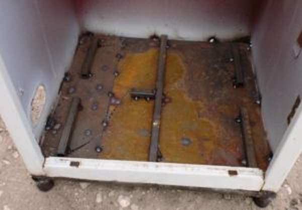 Comment faire un four à moufle pour cuire de la céramique de vos propres mains