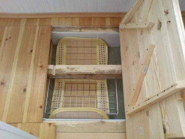 Comment faire une cave sur le balcon ou sous la loggia du premier étage de vos propres mains