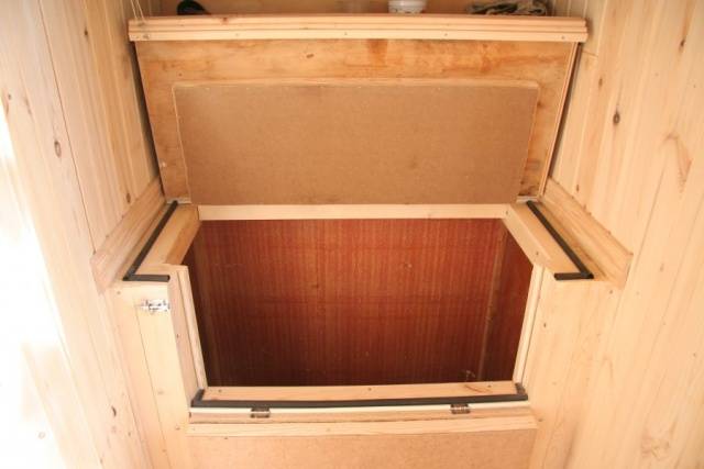 Comment faire une cave sur le balcon ou sous la loggia du premier étage de vos propres mains