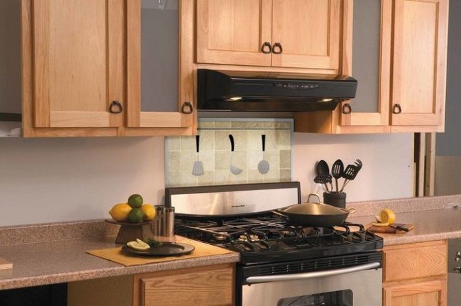 Comment cacher une hotte dans la cuisine sous une cloison sèche