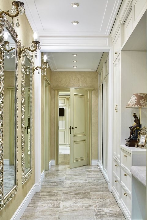 Dès que l'utilisation de miroirs pour améliorer l'intérieur