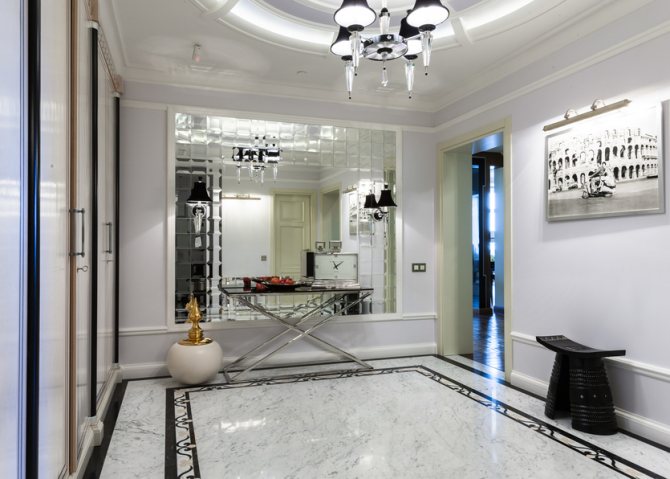 Dès que l'utilisation de miroirs pour améliorer l'intérieur